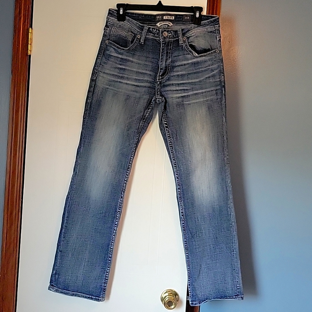 BKE "Tyler" Straight leg Women's Jeans Size 31
